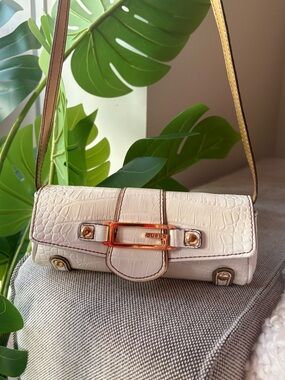 Vintage Y2K GUESS White Croc Crossbody Mini Bag Gold Buckle Purse